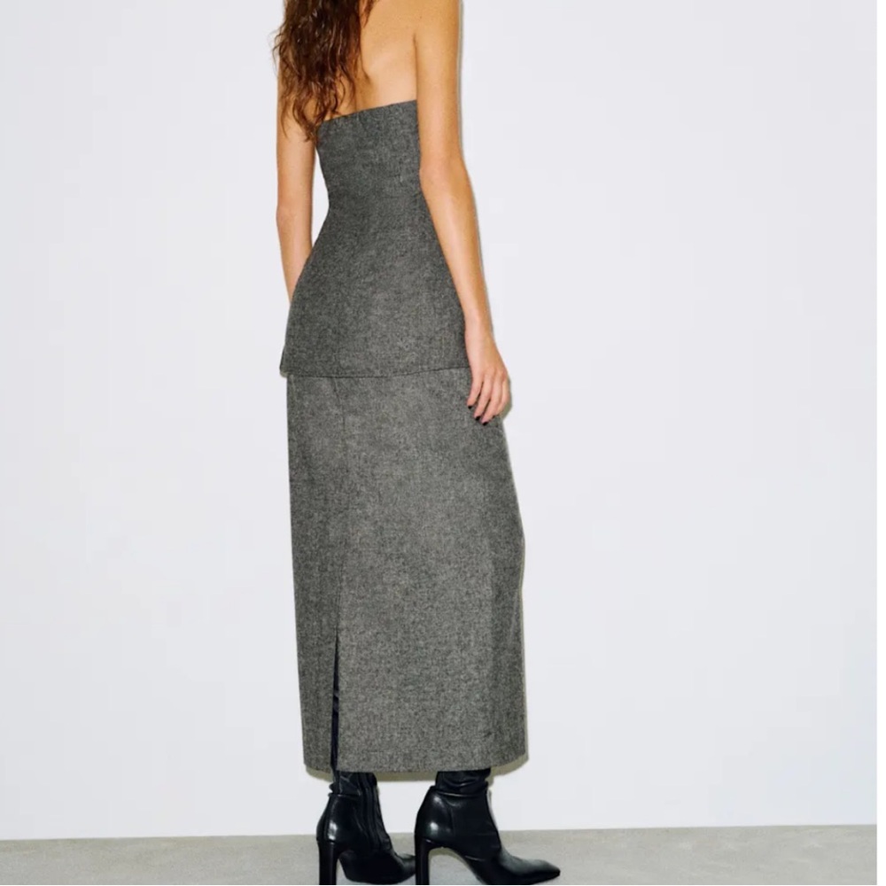 Reformation Lydia Skirt Charcoal Wool - Picture 3 of 6